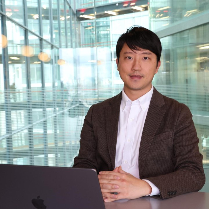 50億美元砸向AI初創企業：英偉達越投越大，“循環融資”疑問越來越響